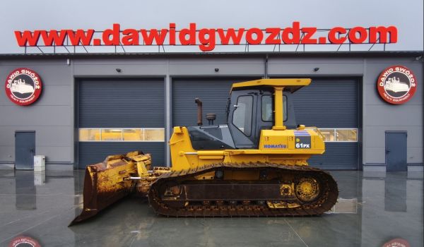 KOMATSU D61PX-15