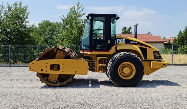 CATERPILLAR CS 563E