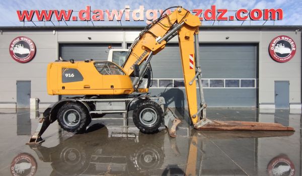 LIEBHERR A916