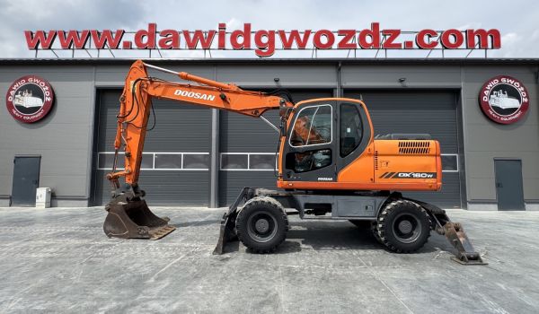 DOOSAN DX160W