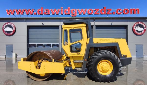 BOMAG BW213D