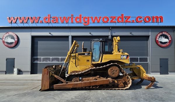 CATERPILLAR D6T XL