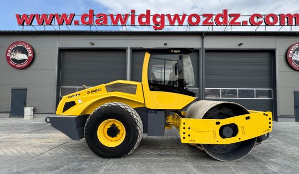 BOMAG BW213D-5