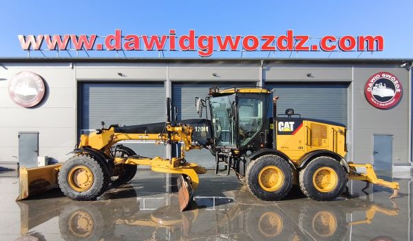 CATERPILLAR 120M AWD